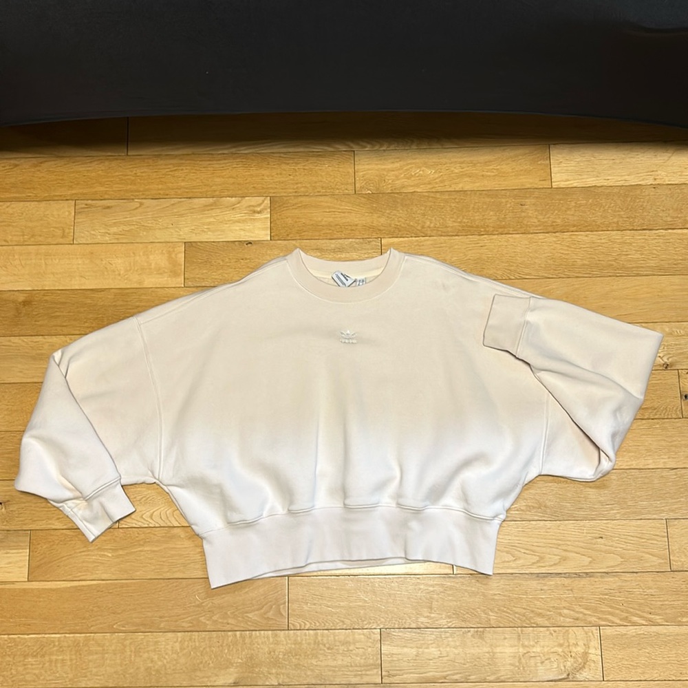 Adidas Crewneck loose fit sweatshirt